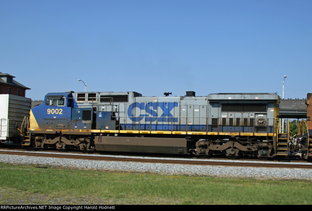 CSX 9002